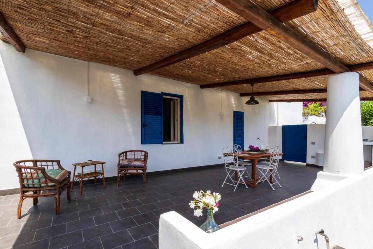 La Casa Del Geologo Apartment Stromboli Bagian luar foto